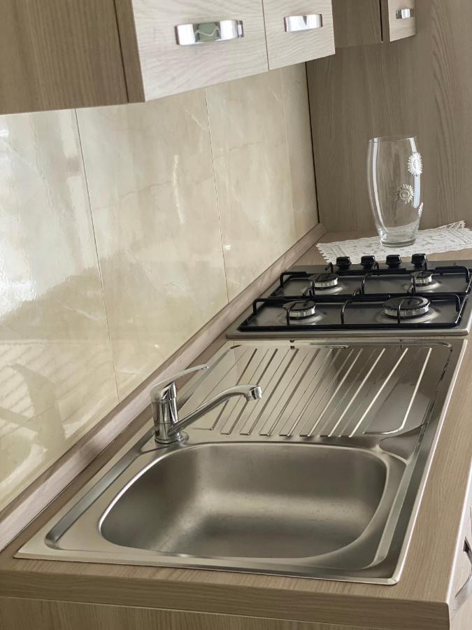 Falu Napoli Centro Camera Con Cucina E Bagno Privato Nápoles Exterior foto